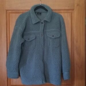 32 Degree Heat Green Sherpa Shaket